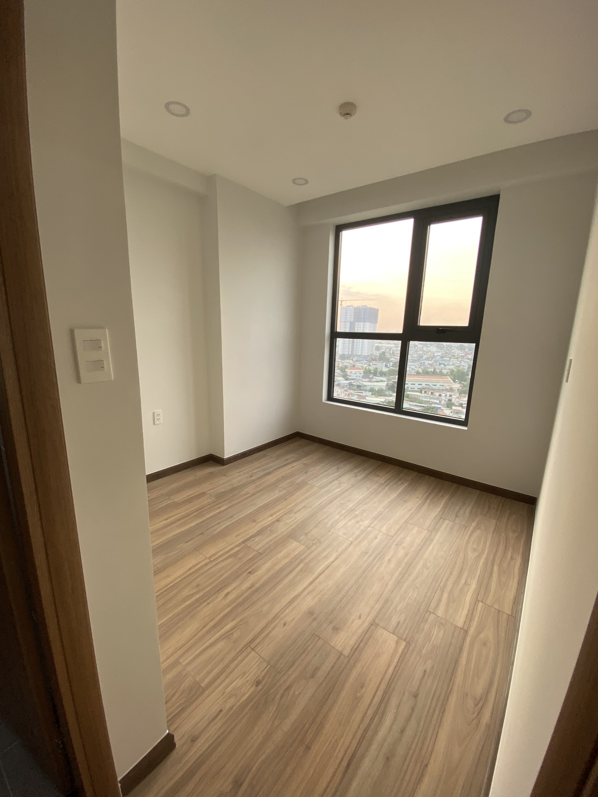 Chủ nhà ký gửi bán căn góc Bcons Plaza 2PN/2WC 51m2 giá bán 1.8 tỷ. Bao sang tên 13 z3995675869520 1be1ee3a3f74cec04d14c06c3ccf458a Chủ nhà ký gửi bán căn góc Bcons Plaza 2PN/2WC 51m2 giá bán 1.8 tỷ. Bao sang tên